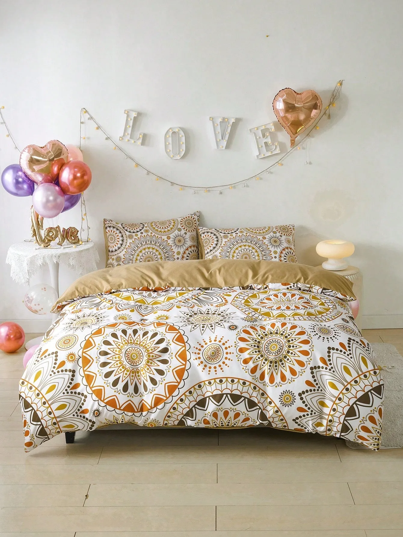 3-Piece Mandala Pattern Polyester Bedding Set - Complete Your Bedroom with Style and Elegance