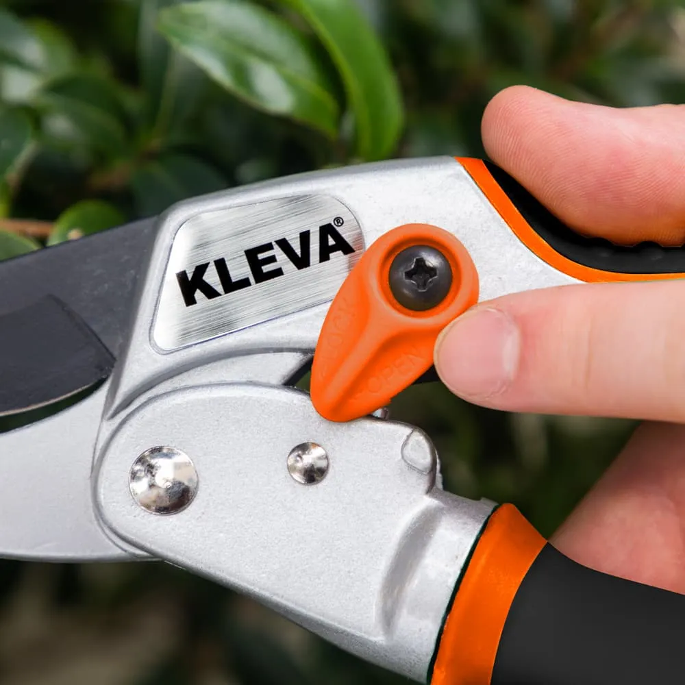 Auto-Rotating Ratchet Pruners - Comfortable Shears With Protective Handle