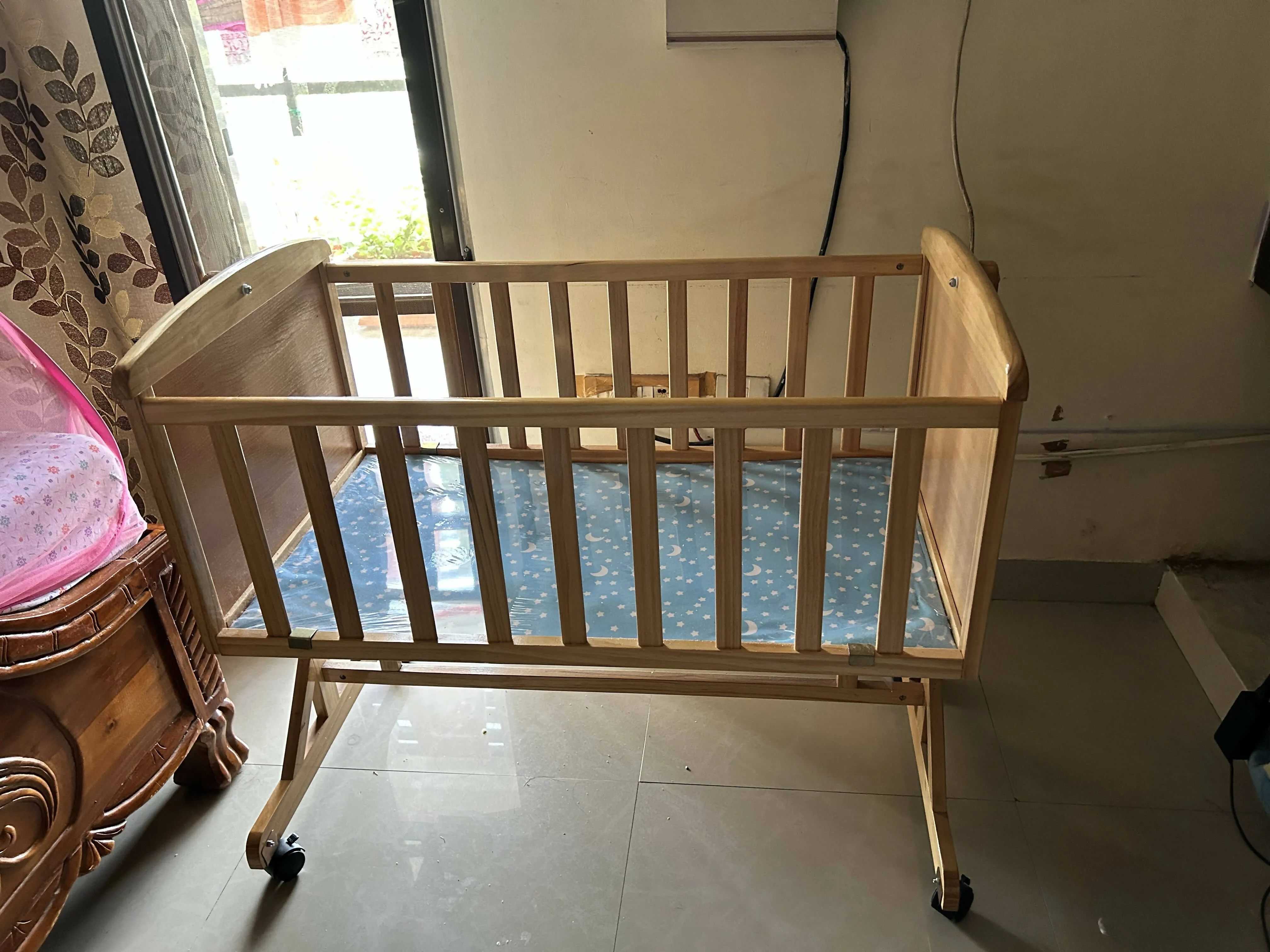 BAYBEE Crib/Cot for Baby , Dimensions:- 100×58×80 cm