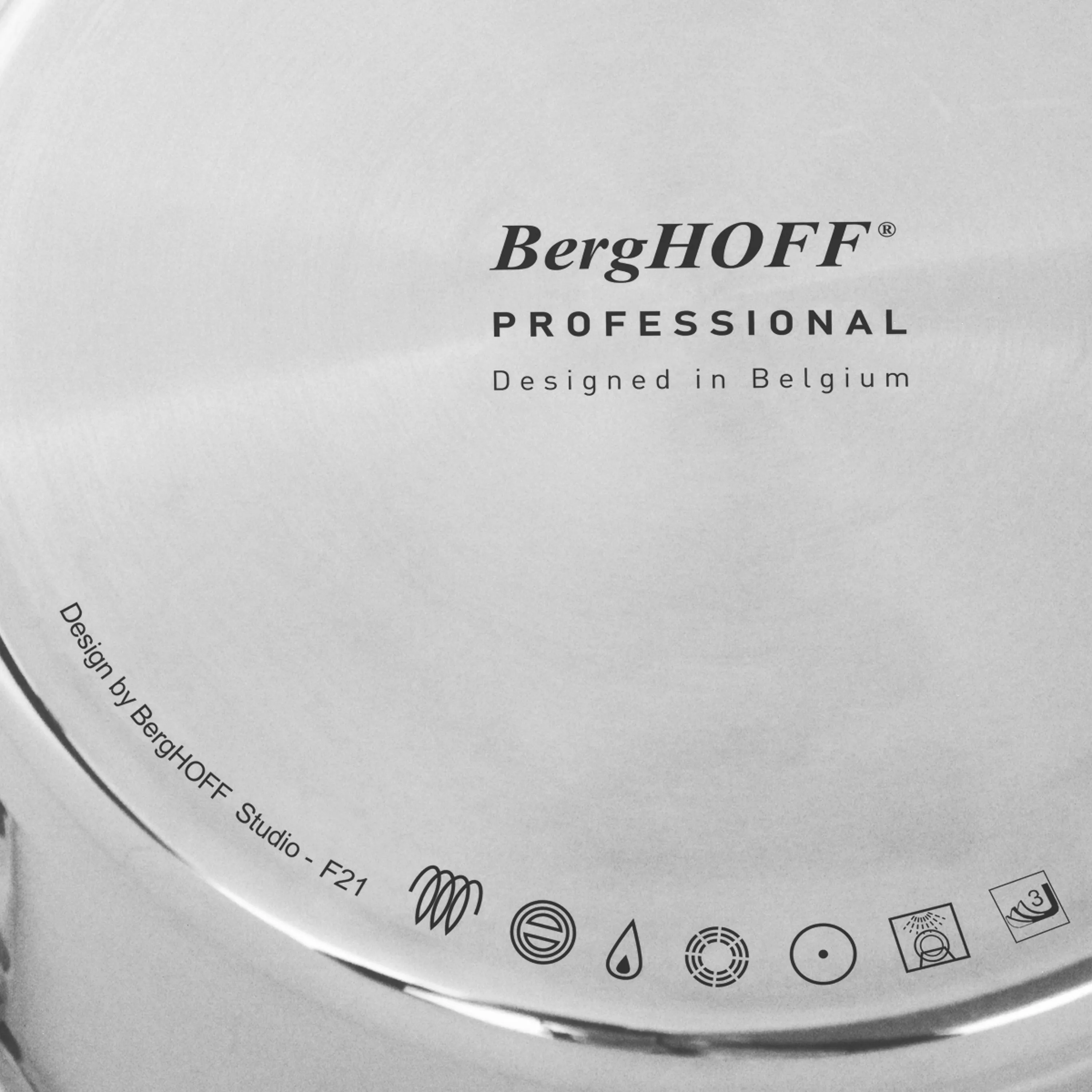 BergHOFF Professional Tri-Ply 18/10 Stainless Steel 8" Saucepan with SS Lid, 3.3qt.