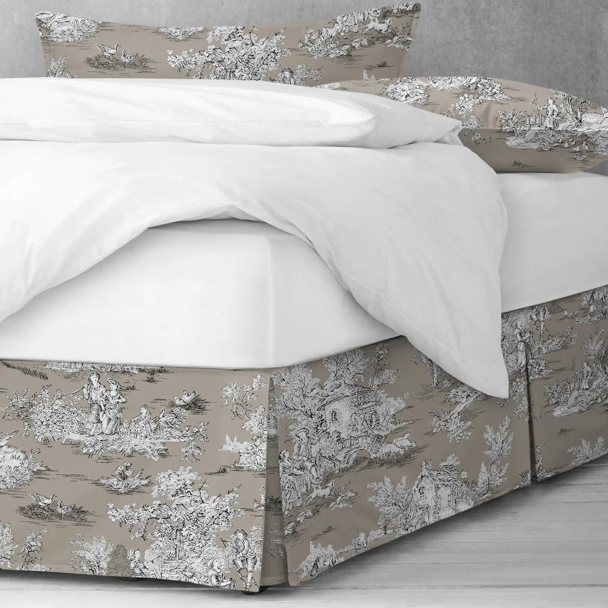 Chateau Taupe/Black Bedding