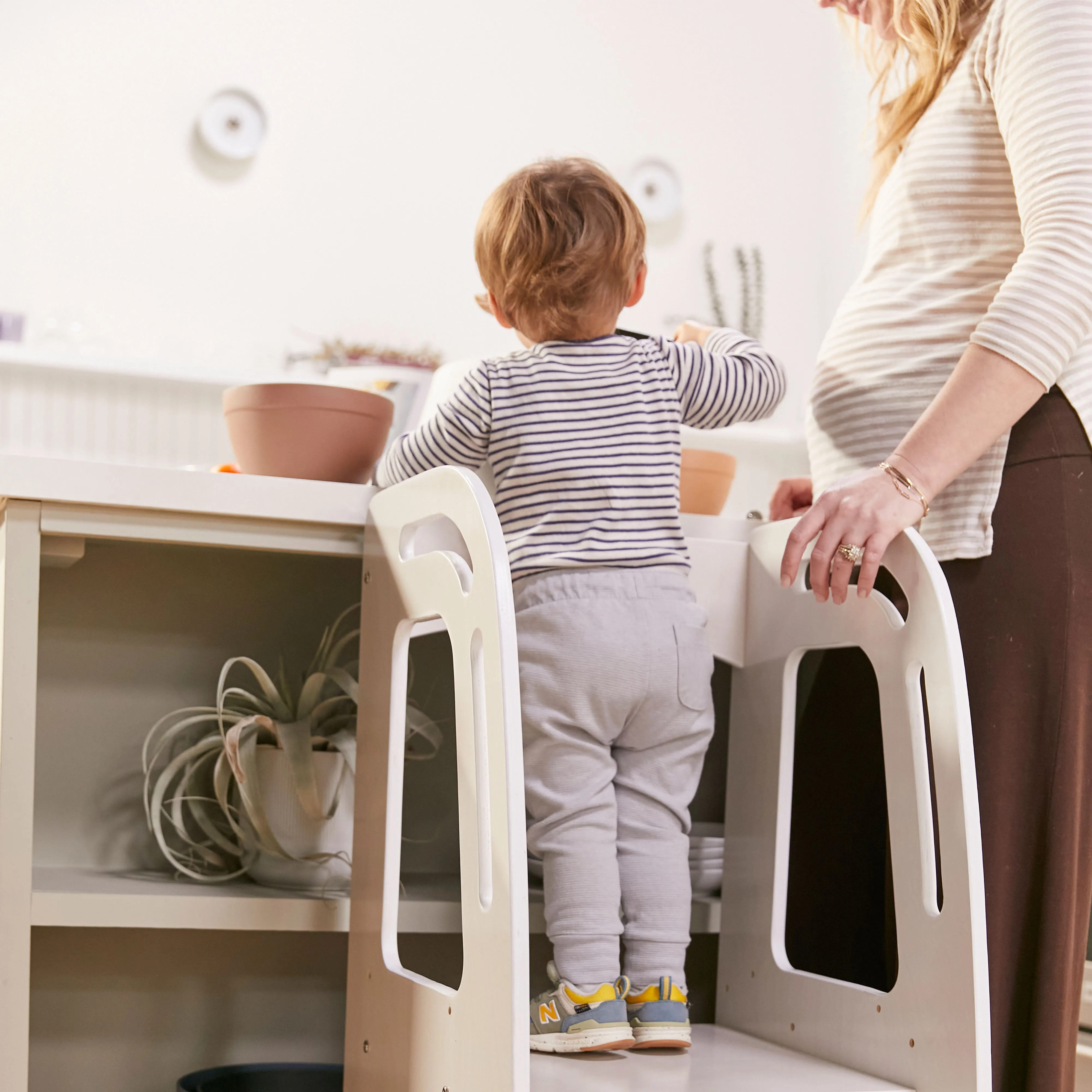 Chef's Helper Kitchen Tower, Step Stool