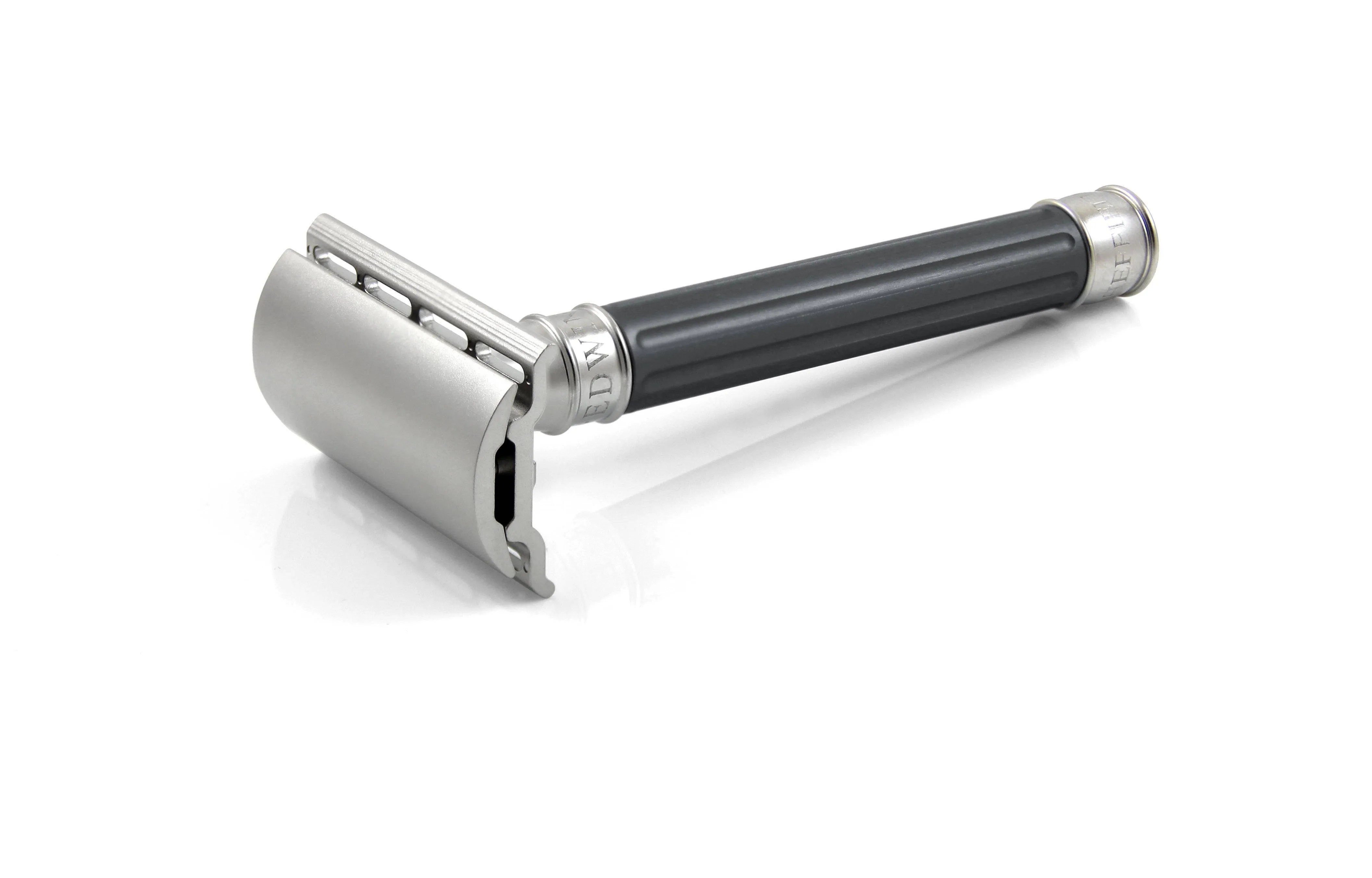 Edwin Jagger - DESSGA5BL 3ONE6 Stainless Steel Double Edge Safety Razor, Anodised Gunmetal