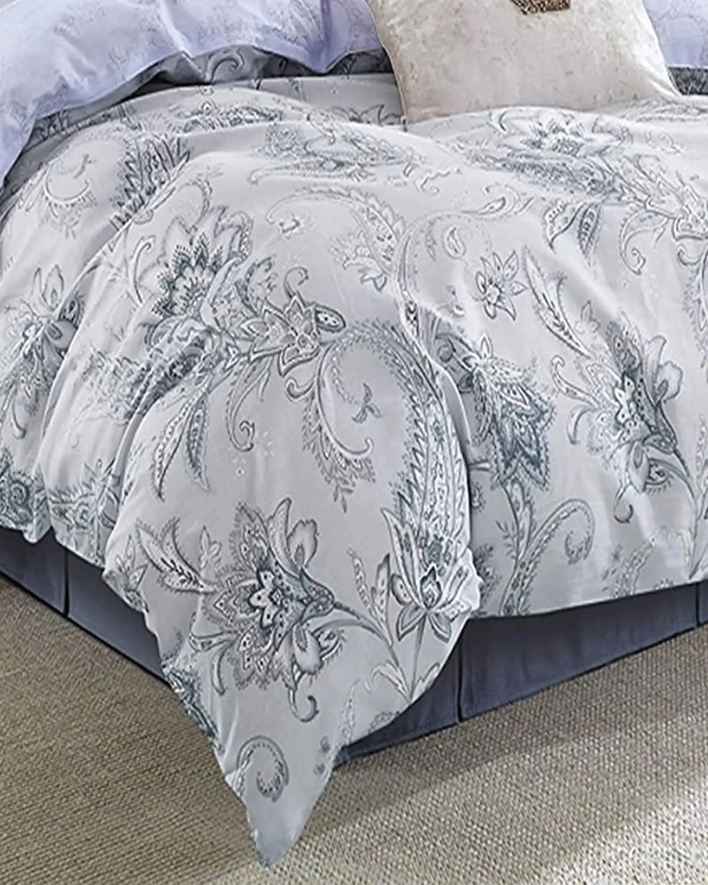 Hiroto Grey Printed Bedsheet Set