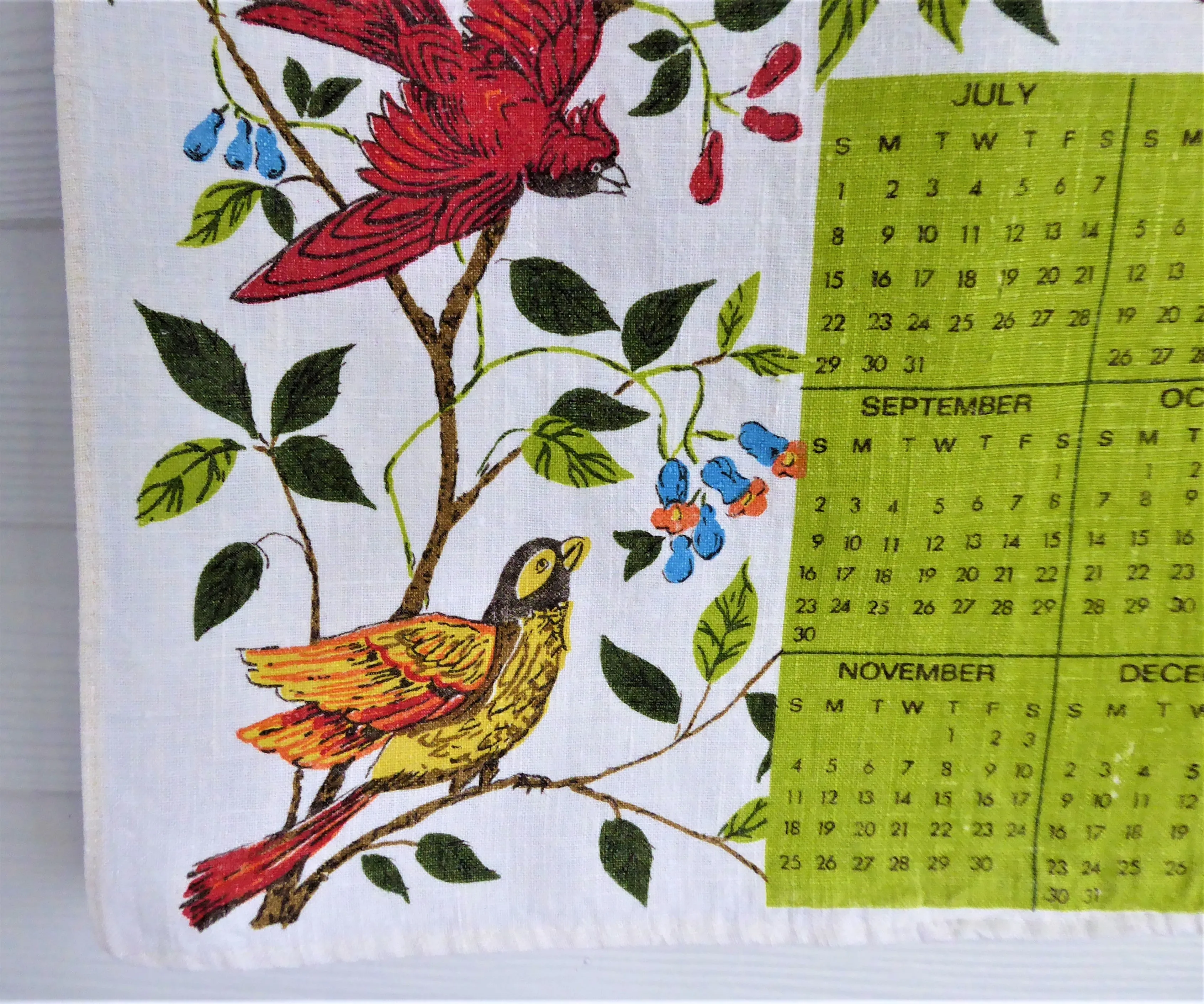 Linen Calendar Towel 1979 Dish Towel Birds Avocado Green Retro Kitchen