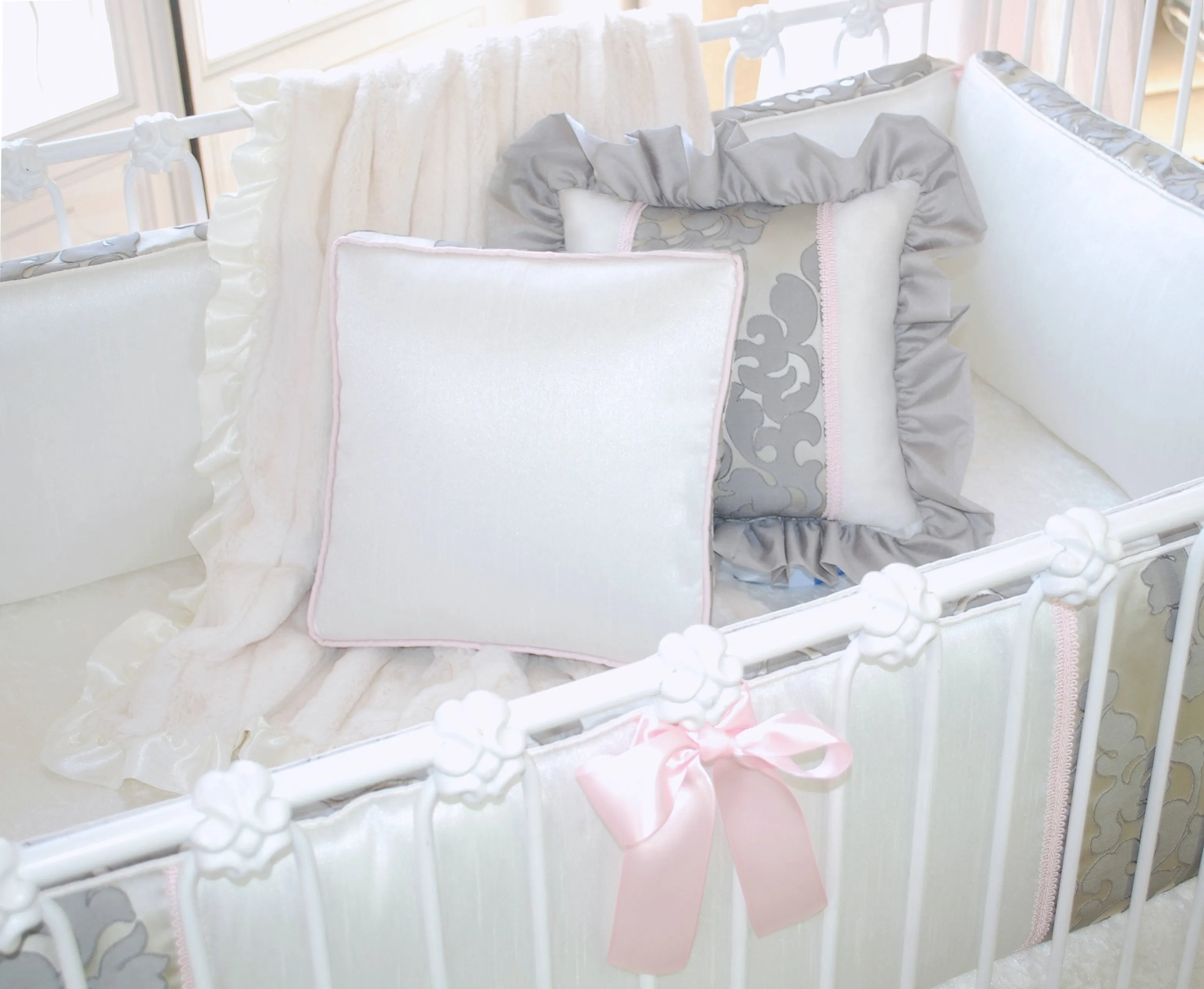 LuLu 3 Piece Crib Bedding Set