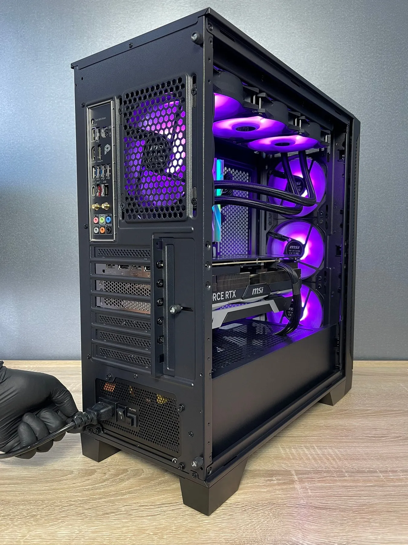 MSI PC Case MAG FORGE 320R Airflow