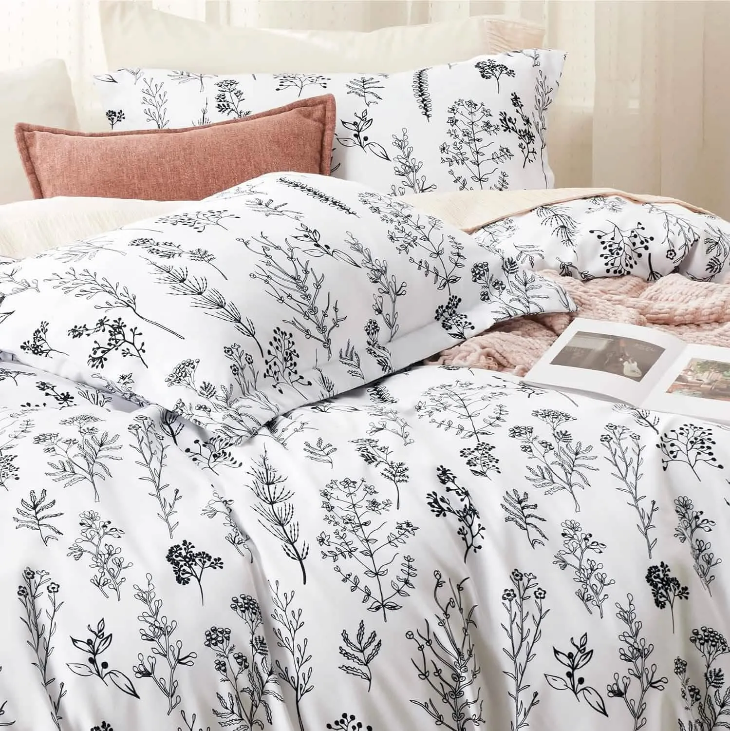 Reversible Floral Print Duvet Cover Set