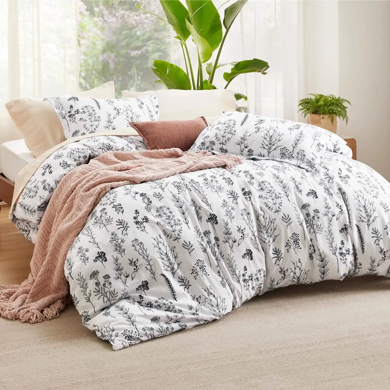 Reversible Floral Print Duvet Cover Set