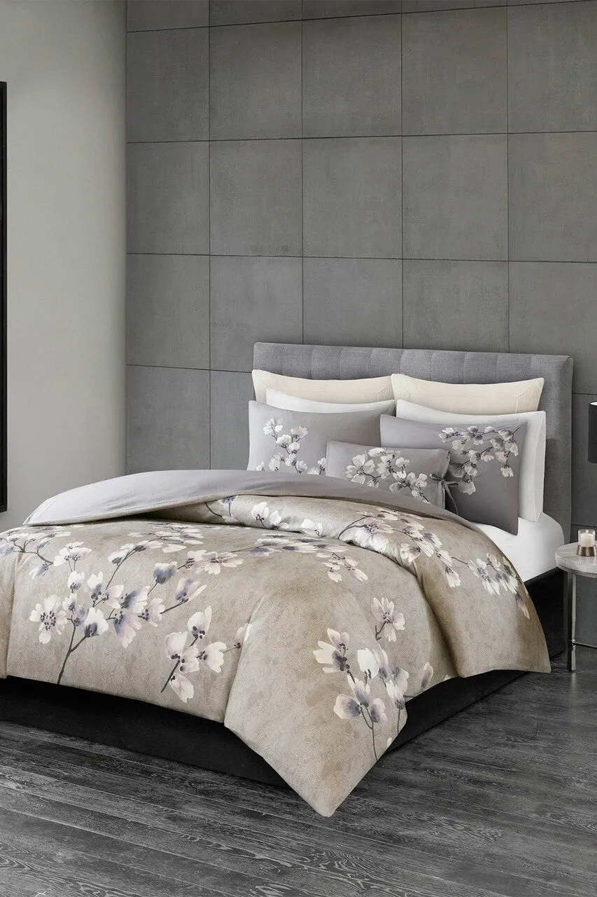 Sakura Blossom Comforter Set