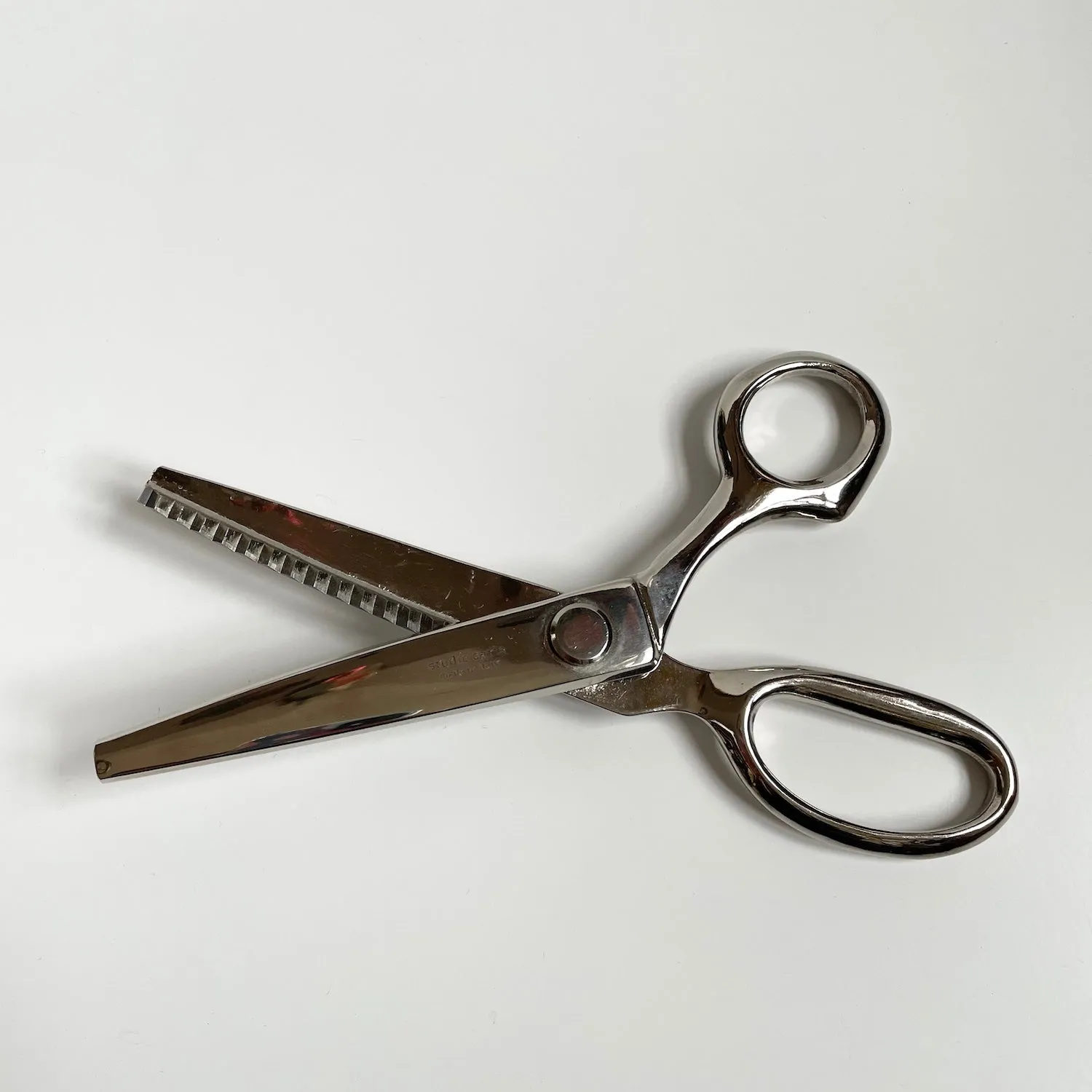 Tailor's Pinking Shears : Studio Carta